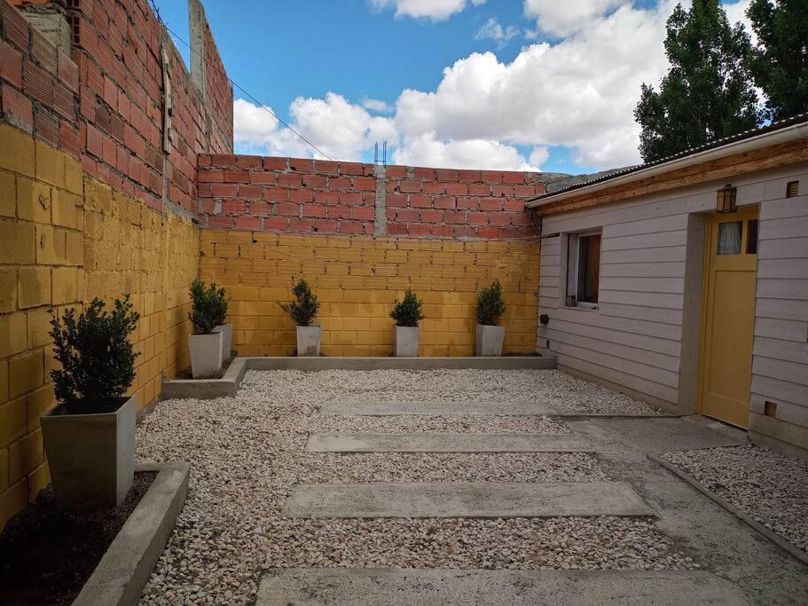 Casa Grilli Cerca De La Terminal Leilighet Río Gallegos Eksteriør bilde
